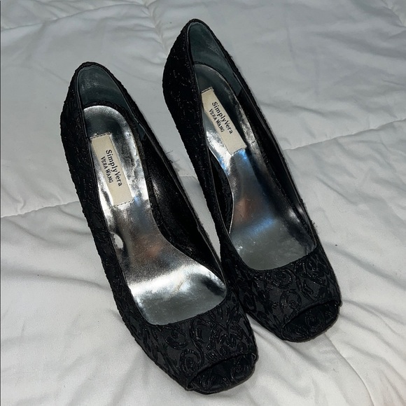 SIMPLYVERA Elegant Black Lace Peep-Toe Heels - Picture 4 of 8
